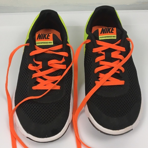 Nike Flex Experience (RN) 5.
